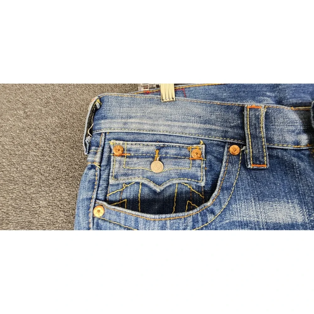 True Religion World Embroidered Rare Men 38x33.5 Yuppie‎ Distressed Denim Y2K